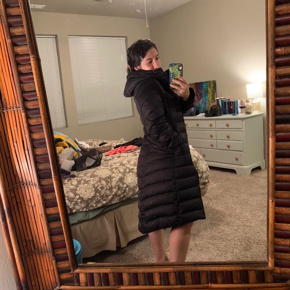 Patagonia Down Parka - Picture 5 of 9